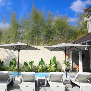 https://mahasari-villa.hotelsseminyak.net