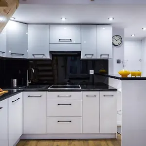 https://cozy-stay-apartment-kazimierz.krakowhotelspoland.com